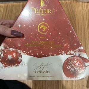 Prédiré Paris Festive Red Bath Bomb Spa Collection